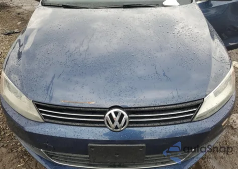 2013 Volkswagen Jetta Se z USA, uszkodzony, nr VIN 3VWDX7AJ3DM443241